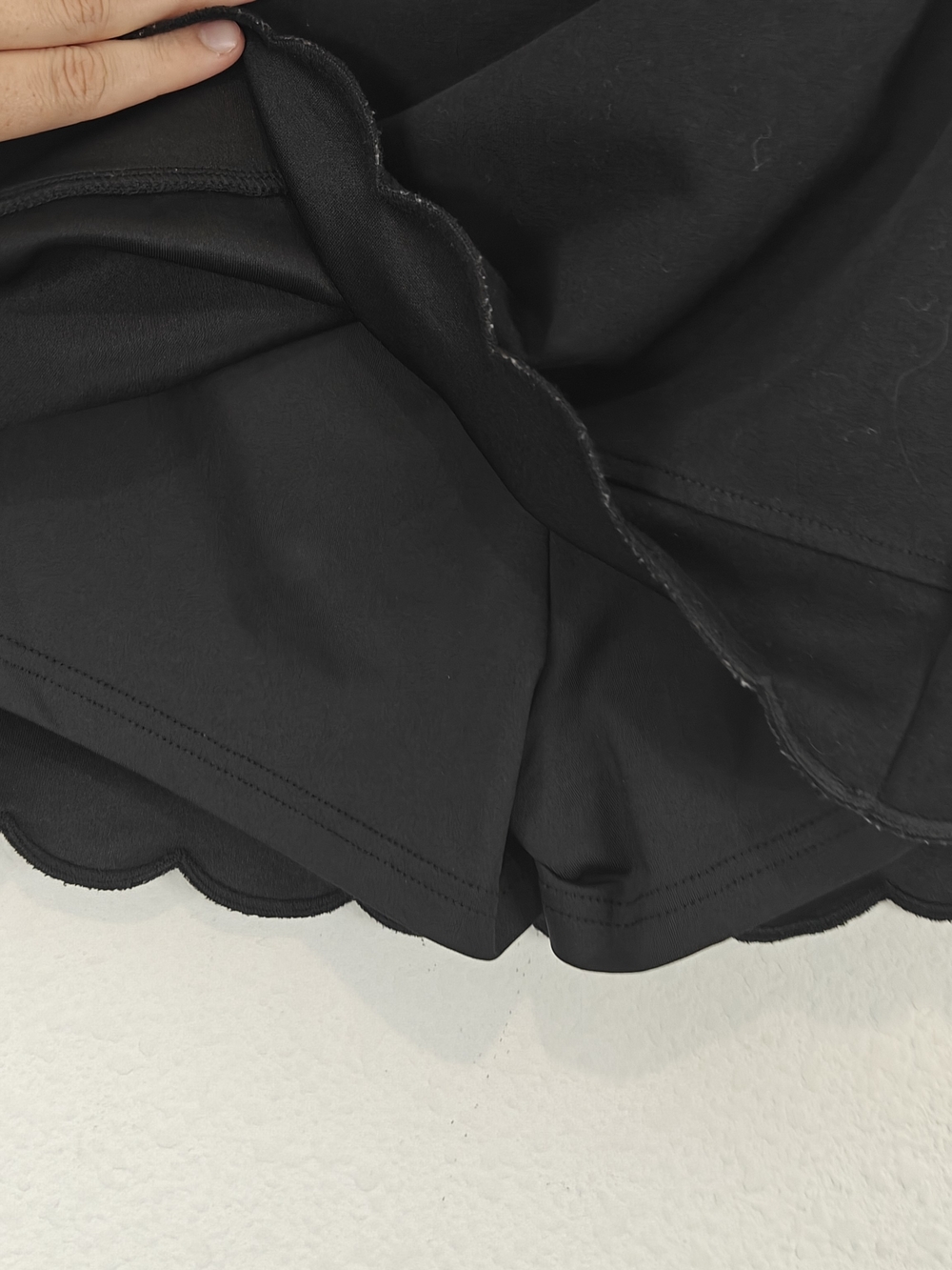 Entro Scallop Hem Skort Mini Skirt Black Athleisure Drawstring Shorts Lined Sz S - Picture 12 of 12